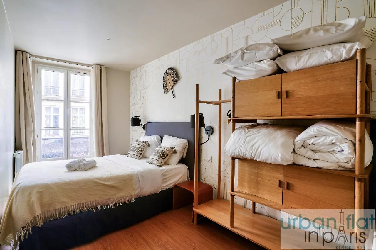 02 - Pretty 4Bdr Flat In Paris Apartment France